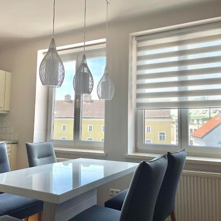 Homely Stay Apartment 2 장크트푈텐 외부 사진