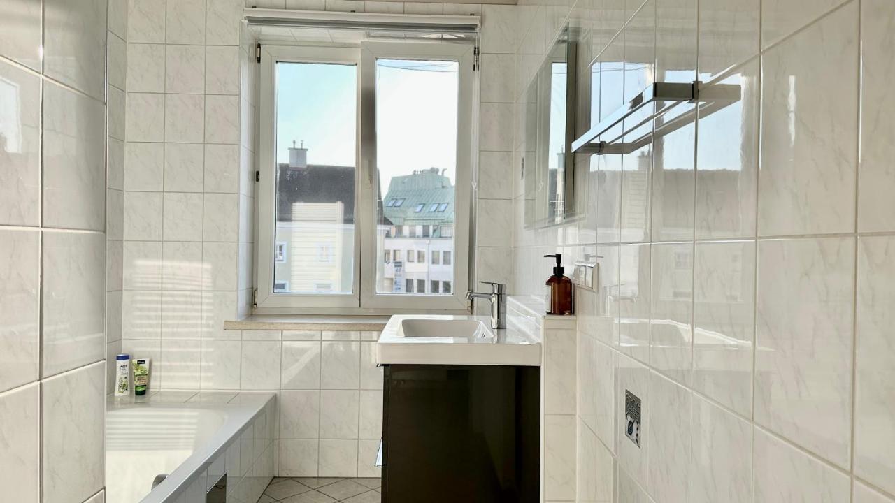 Homely Stay Apartment 2 장크트푈텐 외부 사진