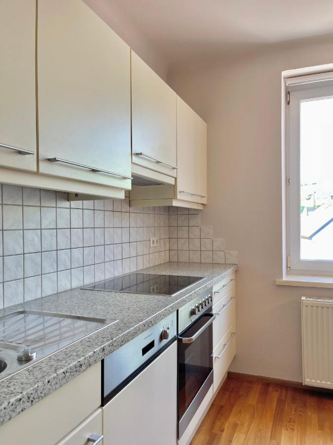 Homely Stay Apartment 2 장크트푈텐 외부 사진